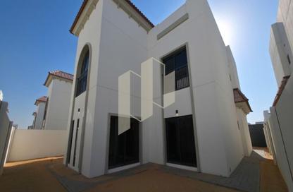 Villa - 4 Bedrooms - 6 Bathrooms for sale in Fay Al Reeman II - Al Shamkha - Abu Dhabi