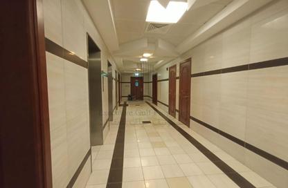 Apartment - 3 Bedrooms - 4 Bathrooms for rent in Hamdan Street - Abu Dhabi Apartment - 3 Bedrooms - 4 Bathrooms for rent in Hamdan Street - Abu Dhabi