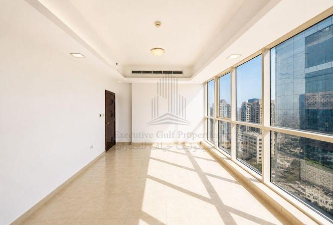 136112604 - Property Image 3