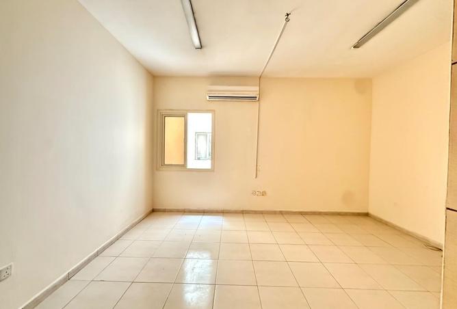 81109643 - Property Main Image