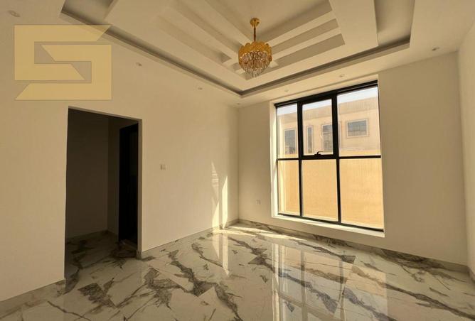 121993807 - Property Image 3