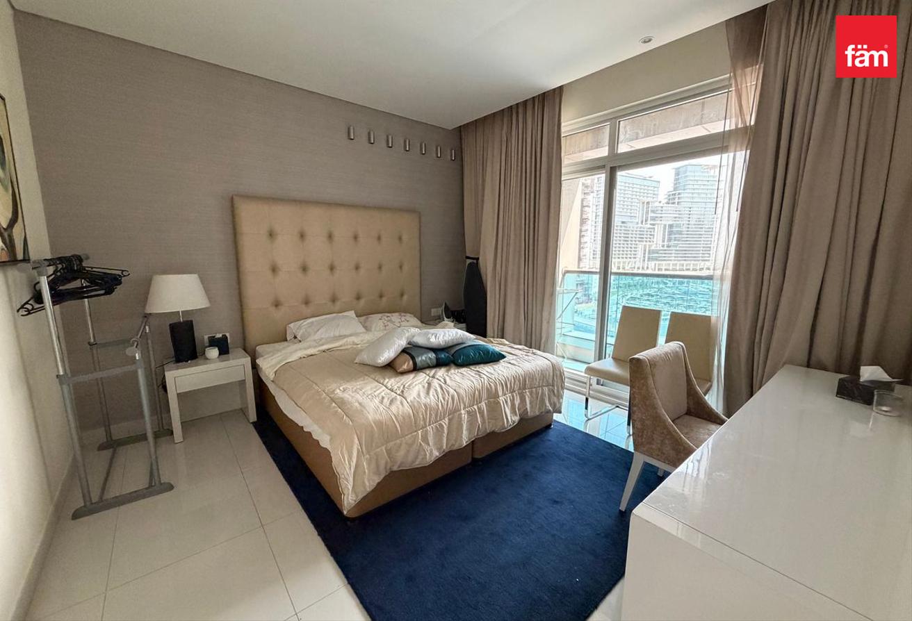 Stunning Canal View | Fully Furnished | Vacant photo 7