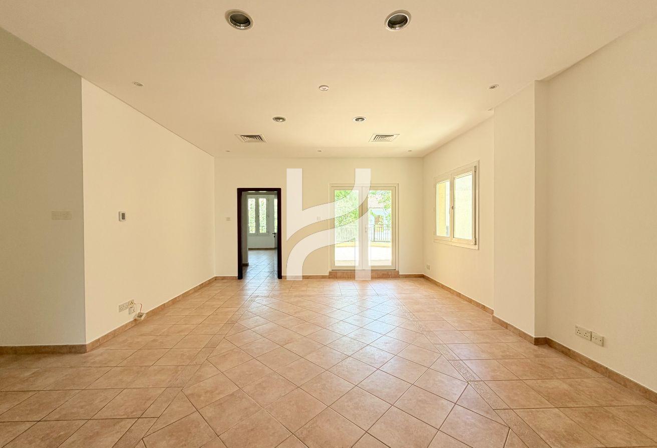 Excellent Condition | Full Park Access | Vacant photo 15