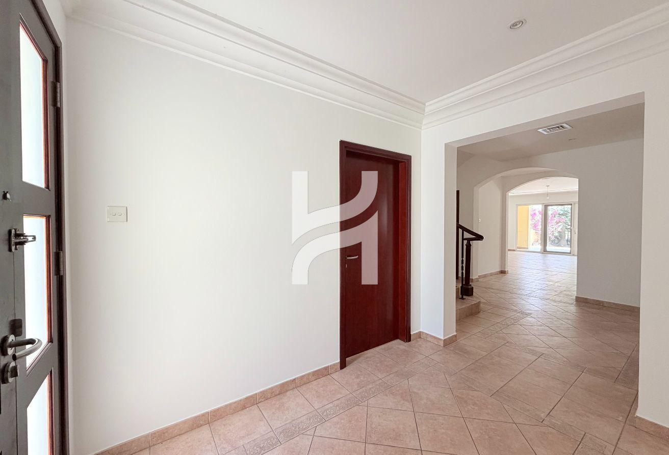 Excellent Condition | Full Park Access | Vacant photo 3