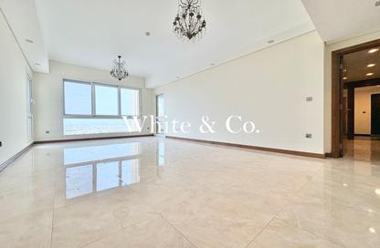 Apartment - 3 Bedrooms - 4 Bathrooms for rent in Marina Residences 3 - Marina Residences - Palm Jumeirah - Dubai