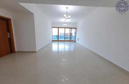 Apartment - 3 Bedrooms - 4 Bathrooms for rent in Al Raffa - Bur Dubai - Dubai