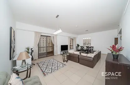 Apartment - 1 Bedroom - 2 Bathrooms for rent in Rimal 2 - Rimal - Jumeirah Beach Residence - Dubai