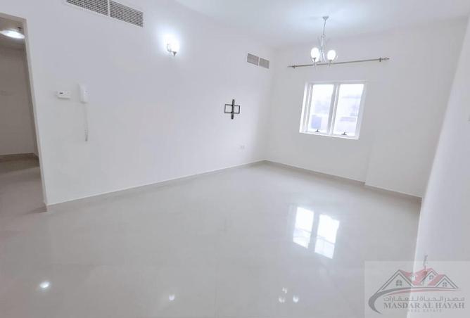 99567111 - Property Image 2