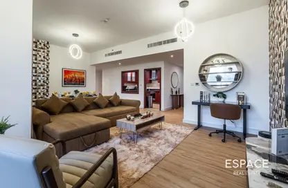 شقة - 2 غرف نوم - 3 حمامات للايجار في رمال 6 - رمال - جميرا بيتش ريزيدنس - دبي