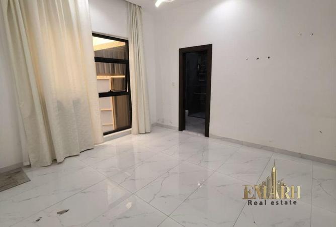 82359231 - Property Image 3