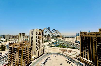 Apartment - 2 Bedrooms - 3 Bathrooms for rent in Sama Al Jaddaf - Al Jaddaf - Dubai