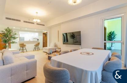 Apartment - 2 Bedrooms - 2 Bathrooms for sale in Marina Residences 3 - Marina Residences - Palm Jumeirah - Dubai