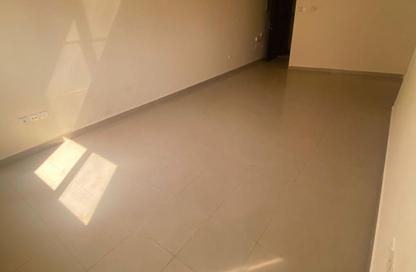 Apartment - 2 Bedrooms - 2 Bathrooms for rent in Qasimia 13 building - Al Nad - Al Qasimia - Sharjah