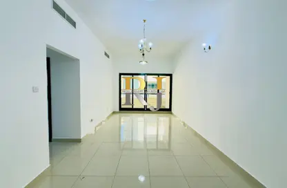Apartment - 2 Bedrooms - 2 Bathrooms for rent in Mankhool Building - Mankhool - Bur Dubai - Dubai