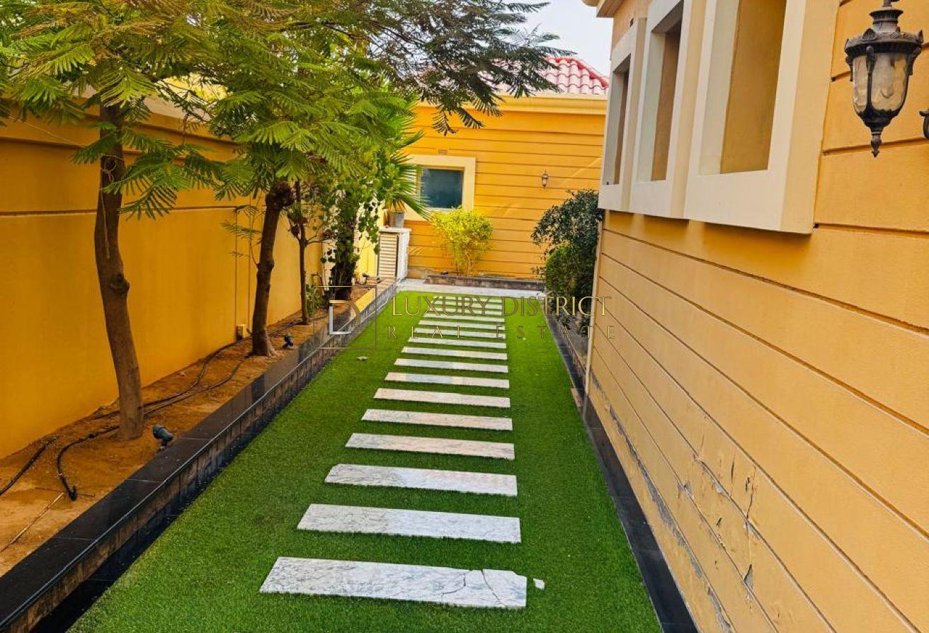 5 BR Villa with Private Pool in Falcon City photo 12