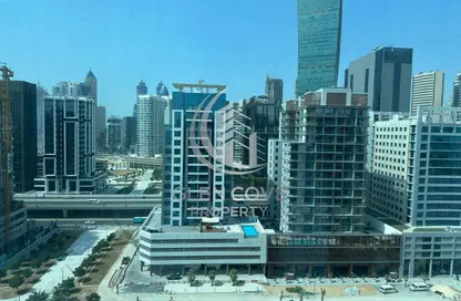 مكتب للايجار في برج أوكسفورد - الخليج التجاري - دبي