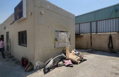 أرض - استوديو للايجار في المنطقة الصناعية رقم 12 - المنطقة الصناعية بالشارقة - الشارقة