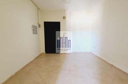 Apartment - Studio - 1 Bathroom for rent in Fire Station Road - Muwaileh - Sharjah