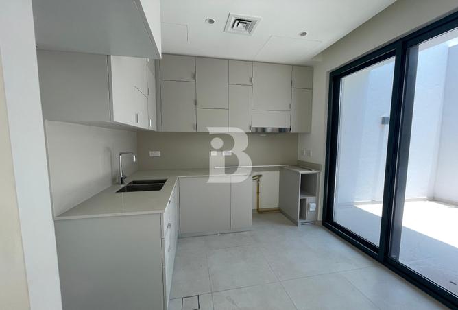 121982148 - Property Image 2