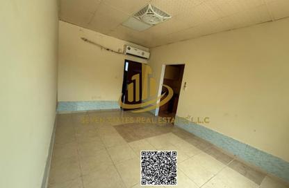 Apartment - Studio - 1 Bathroom for rent in Al Mowaihat 3 - Al Mowaihat - Ajman