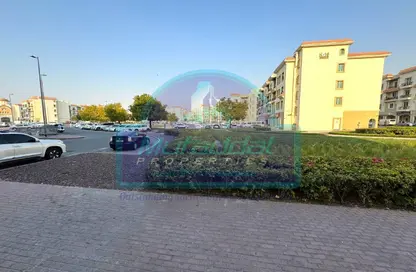 Shop - Studio - 1 Bathroom for rent in Building L12 - Greece Cluster - International City - Dubai