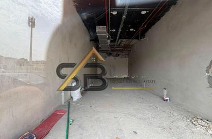 Shop - Studio for rent in Jumeirah Garden City - Al Satwa - Dubai