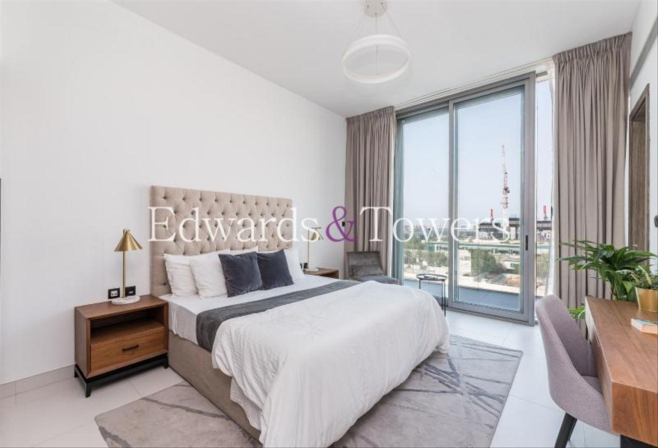 Fully Furnished | Beach Access | Vacant photo 7