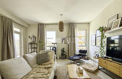 Apartment - 1 - 2 for sale in Dickens Circus 1 - Dickens Circus - Motor City - Dubai