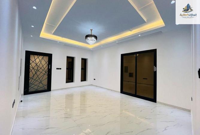 70268033 - Property Image 2