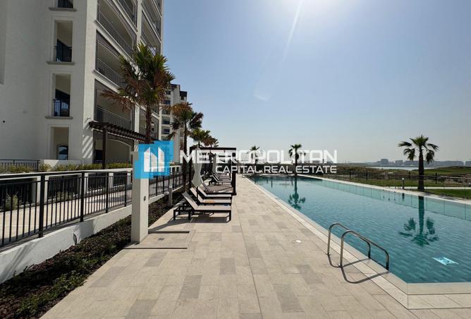 98703093 - Property Image 2