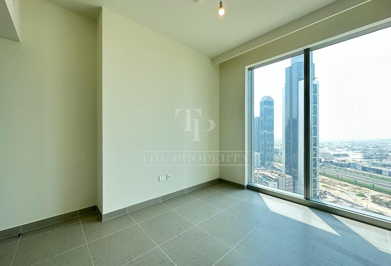 Exclusively Managed | City Views | Unfurnished photo 11