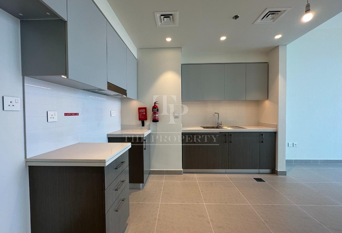Exclusively Managed | City Views | Unfurnished photo 6