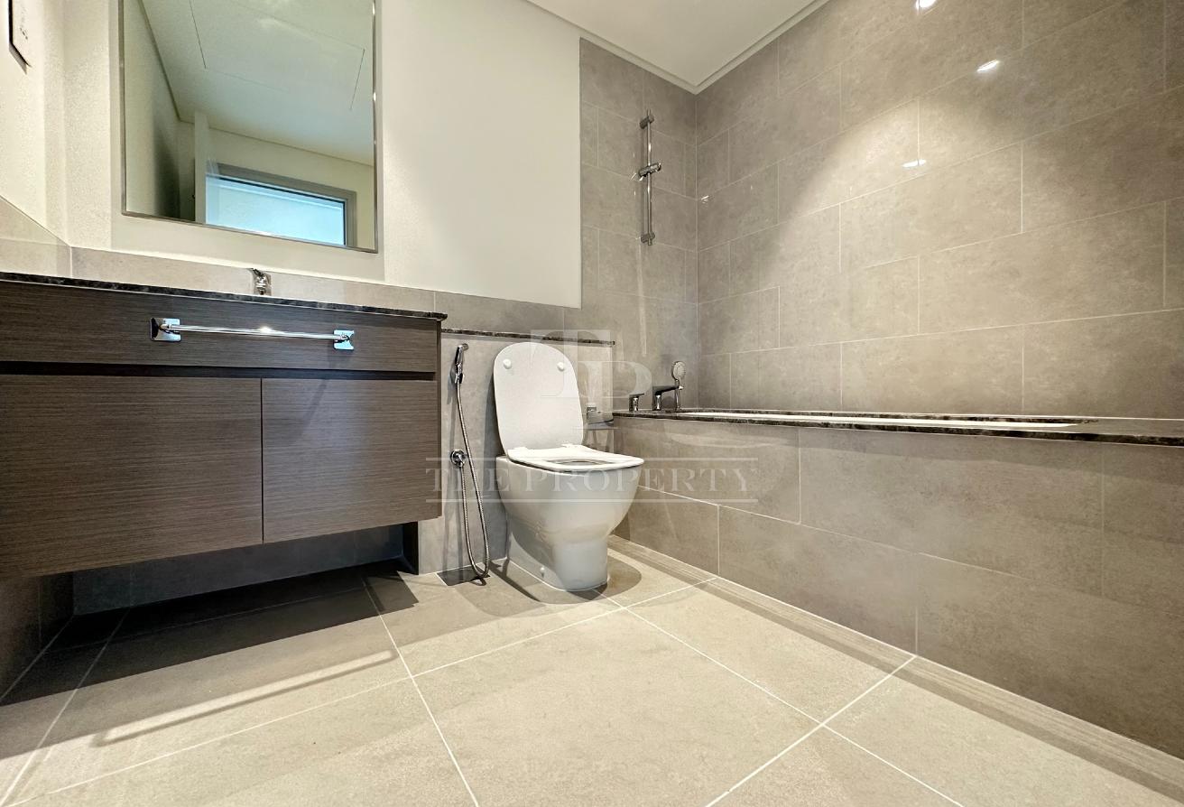 Exclusively Managed | City Views | Unfurnished photo 13