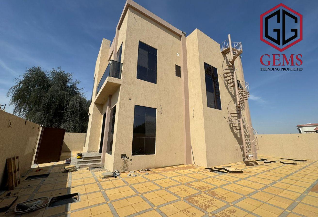 BRAND NEW | OUTSTANDING | MAID ROOM | GARDEN AREA photo 3