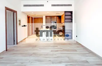 شقة - غرفة نوم - 2 حمامات للايجار في اكسفورد جاردنز - ارجان - دبي