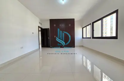 شقة - 3 غرف نوم - 2 حمامات للايجار في شارع حمدان - أبوظبي