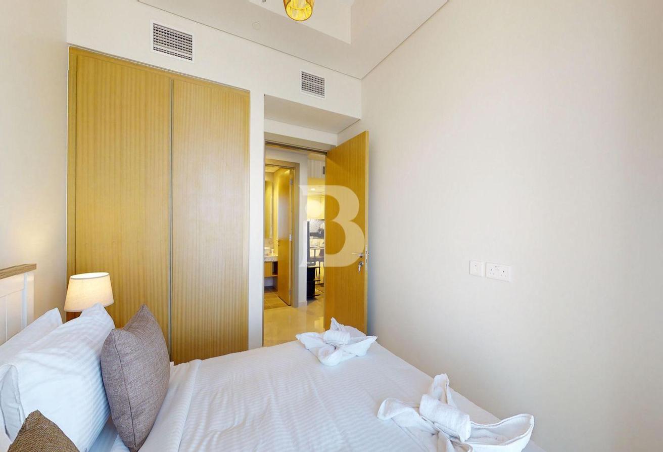 Prime Location | ready to move | Fully Furnished photo 8
