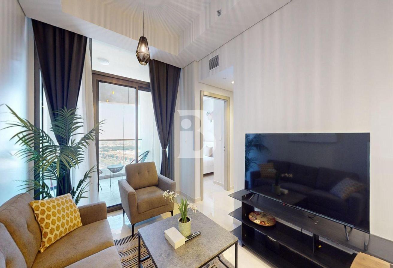 Prime Location | ready to move | Fully Furnished photo 10