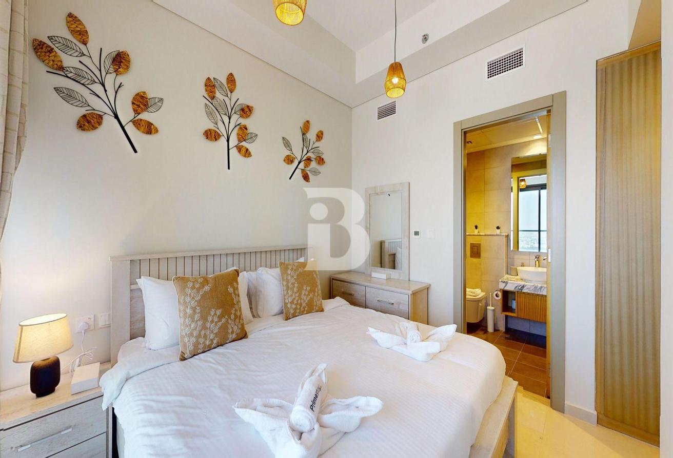Prime Location | ready to move | Fully Furnished photo 6