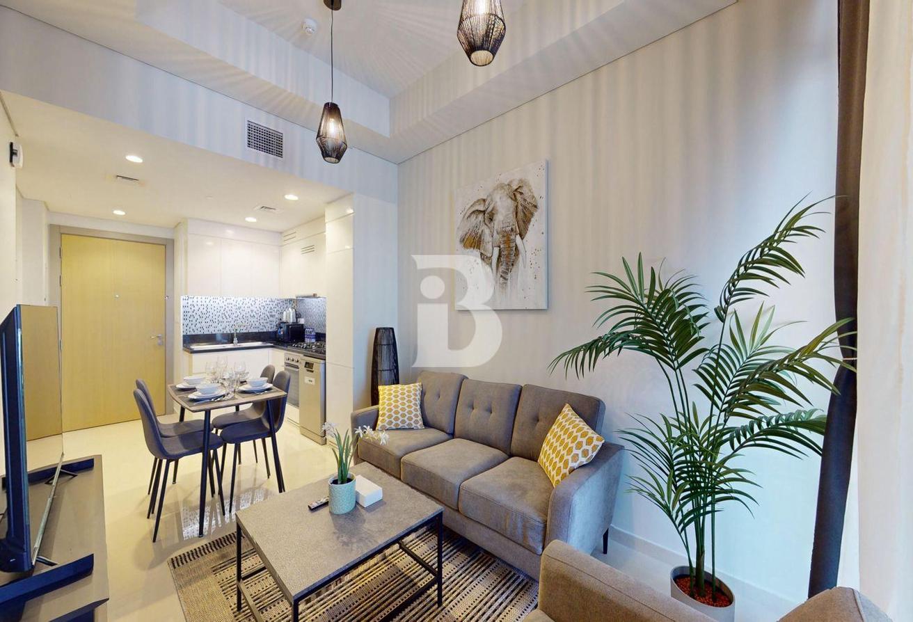 Prime Location | ready to move | Fully Furnished photo 2