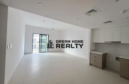 Apartment - 1 Bedroom - 2 Bathrooms for rent in Maryam Island - Al Khan - Sharjah