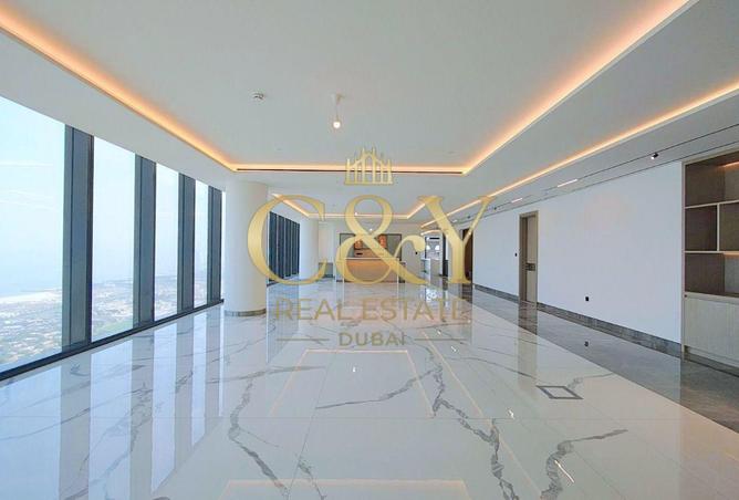 جديد بالكامل | 5 غرف نوم بنتهاوس | عرض 360 درجة | بدون عمولة