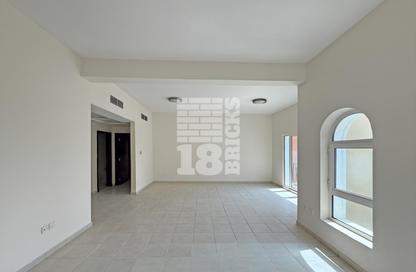 Apartment - 2 Bedrooms - 4 Bathrooms for rent in Building 167 - Contemporary Cluster - Discovery Gardens - Dubai Apartment - 2 Bedrooms - 4 Bathrooms for rent in Building 167 - Contemporary Cluster - Discovery Gardens - Dubai