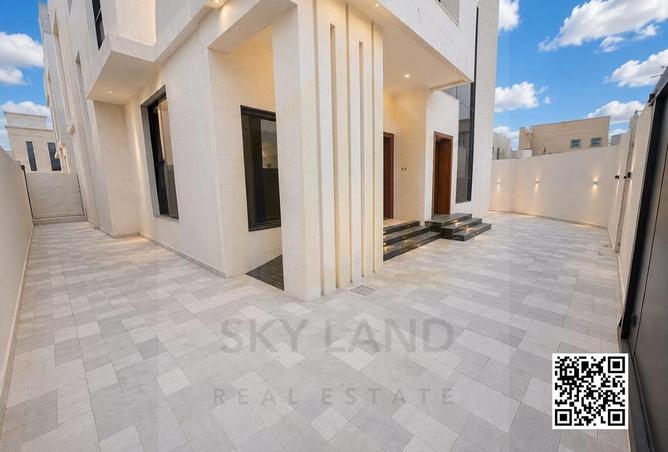 137879977 - Property Image 3