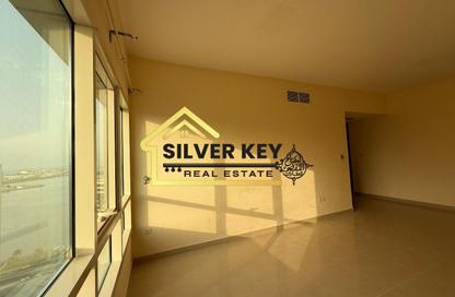 Apartment - 2 - 3 for rent in Al Majaz 2 - Al Majaz - Sharjah