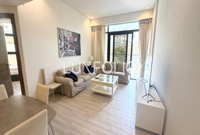 Fully Furnished | Multiple Cheques | Vacant Now photo 2