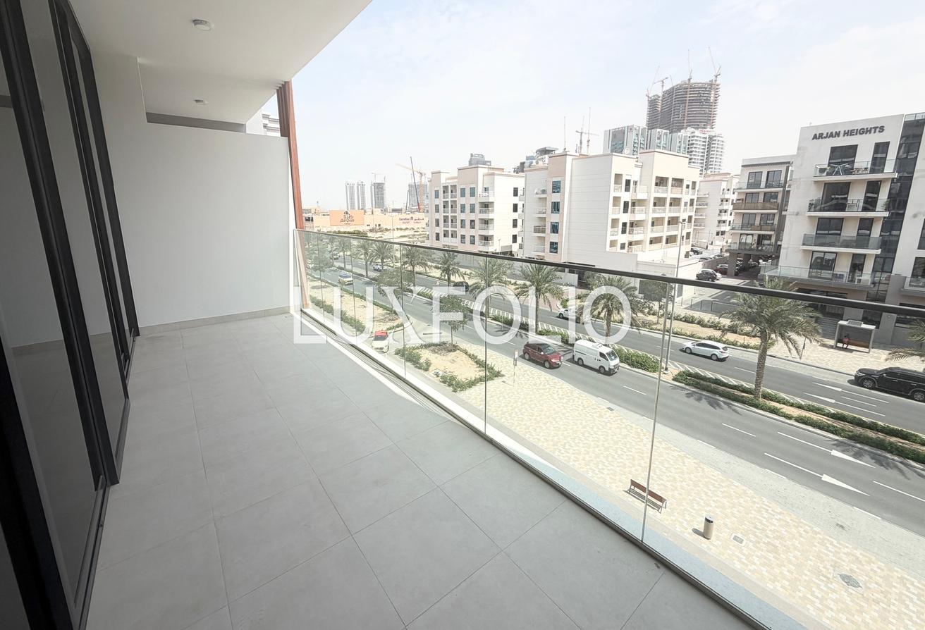 Chiller Free | Large Layout | Vacant Now photo 3