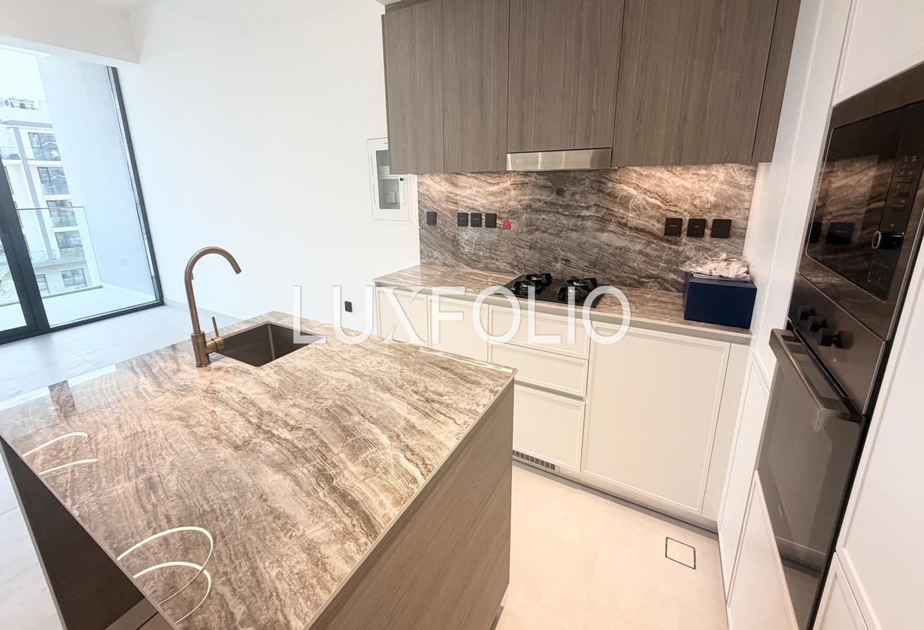 Chiller Free | Large Layout | Vacant Now photo 10