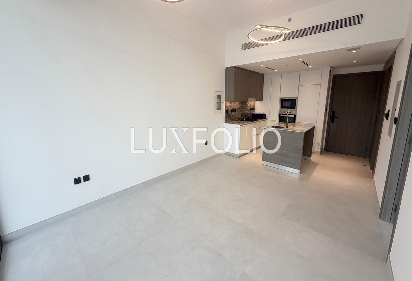 Chiller Free | Large Layout | Vacant Now photo 7
