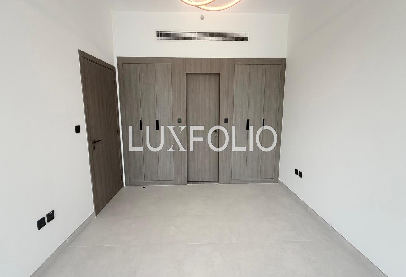 Chiller Free | Large Layout | Vacant Now photo 15